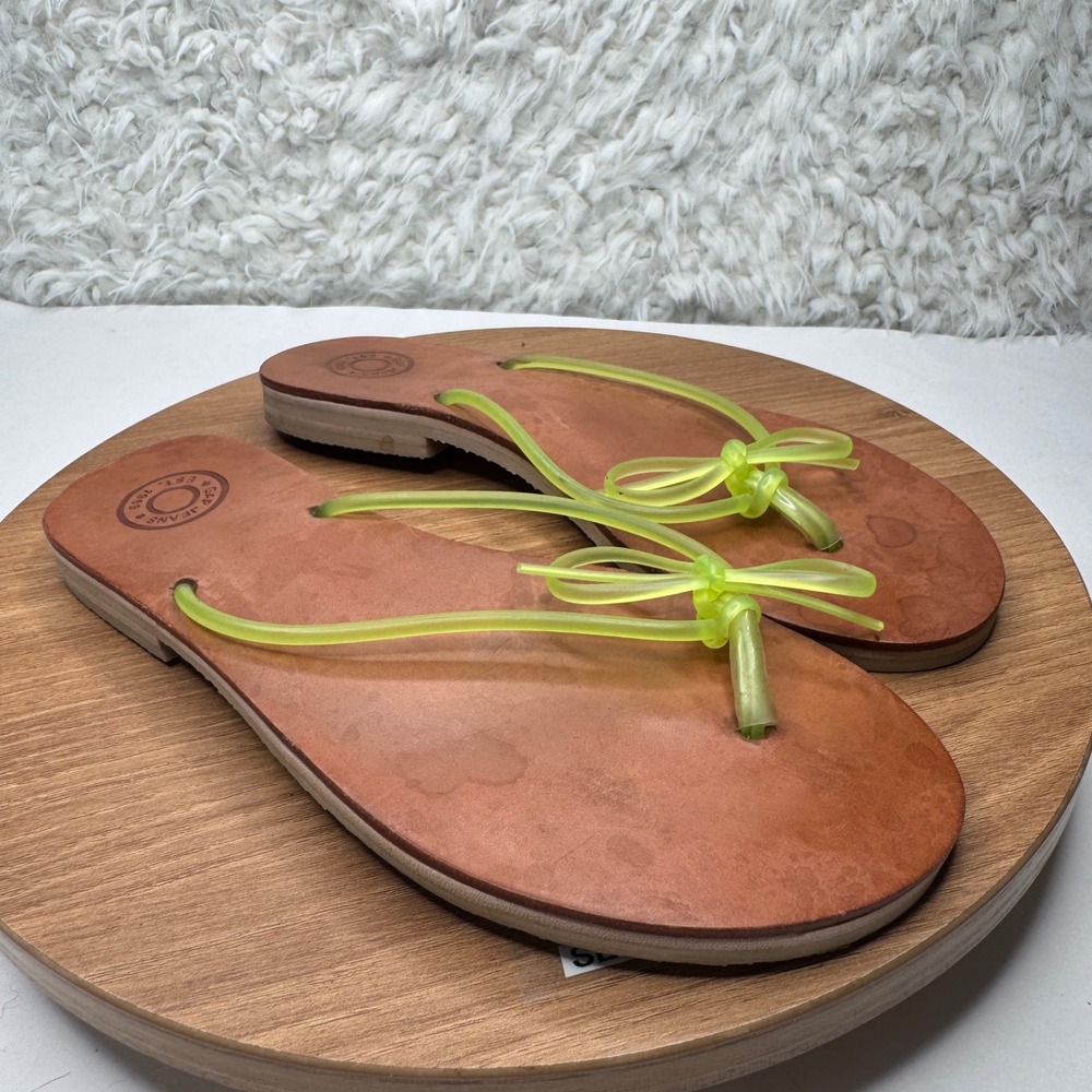 Gap Jeans Brown Leather Thong Flip Flop Slip on Sandals Neon‎ Green Bows Size 6